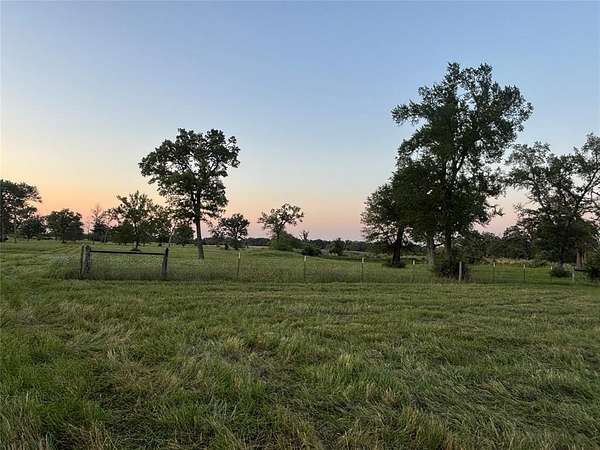 76.3 Acres of Land for Sale in Groesbeck, Texas