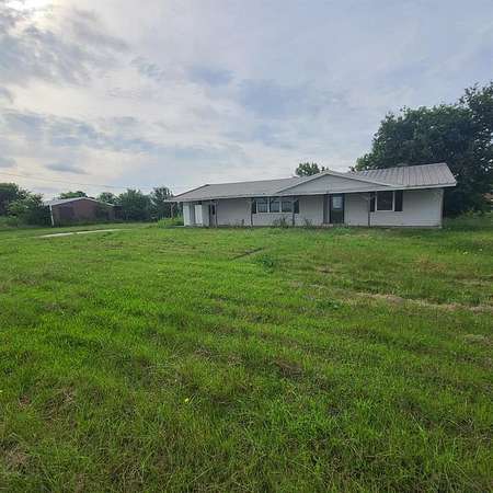 5 Acres of Land with Home for Sale in Robinson, Texas