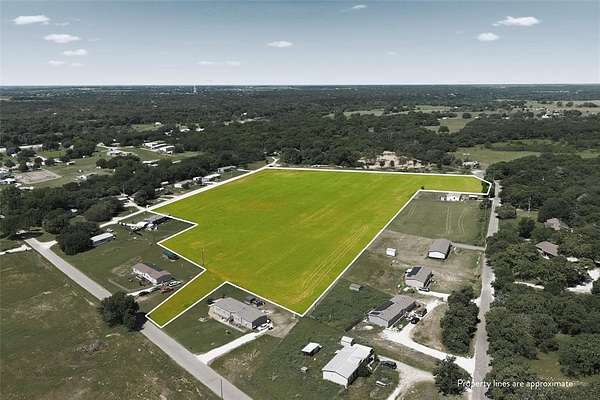15 Acres of Recreational & Residential Land for Sale in Gholson, Texas
