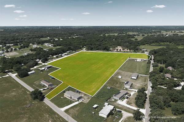 15 Acres of Recreational & Residential Land for Sale in Gholson, Texas