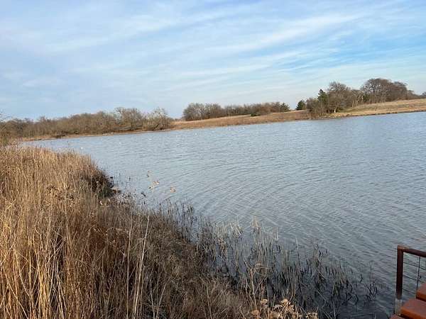 10.3 Acres of Agricultural Land for Sale in Whitewright, Texas