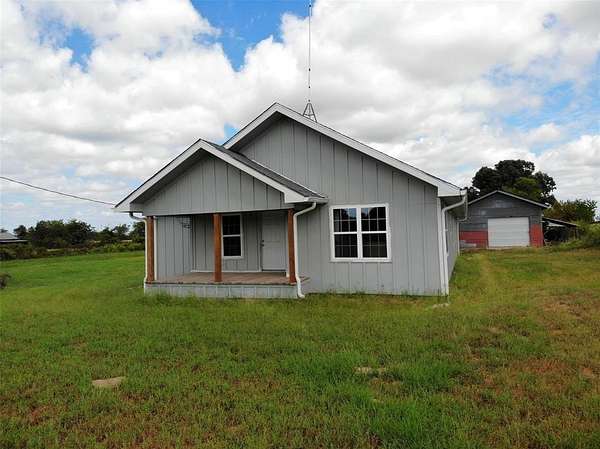 2 Acres of Land with Home for Sale in Canton, Texas