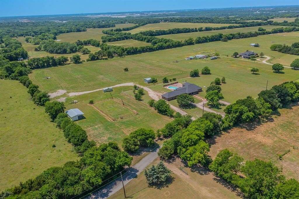 10 Acres of Land with Home for Sale in New Hope, Texas