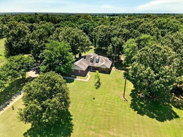5 Acres of Land with Home for Sale in Edgewood, Texas