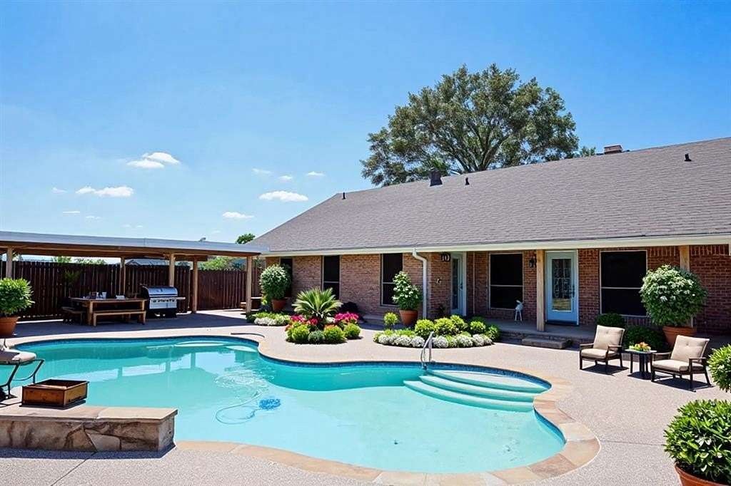 4.64 Acres of Land with Home for Lease in Pilot Point, Texas