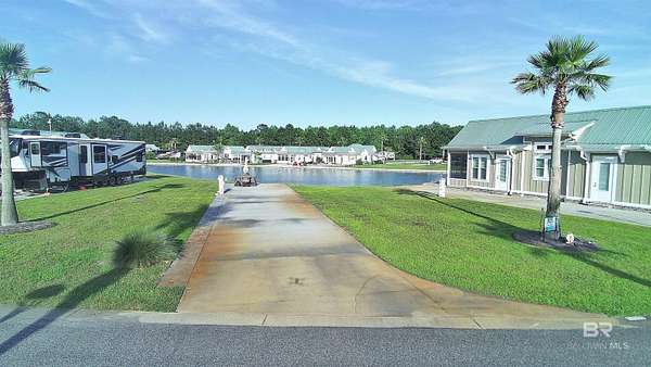 Residential Land for Sale in Elberta, Alabama