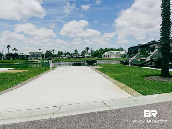 0.1 Acres of Residential Land for Sale in Elberta, Alabama