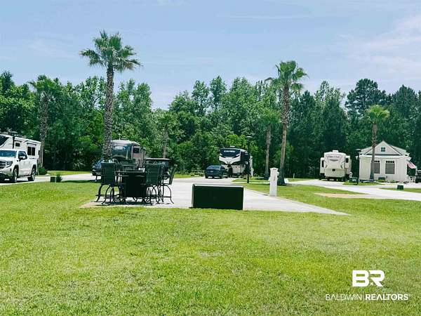 0.1 Acres of Residential Land for Sale in Elberta, Alabama