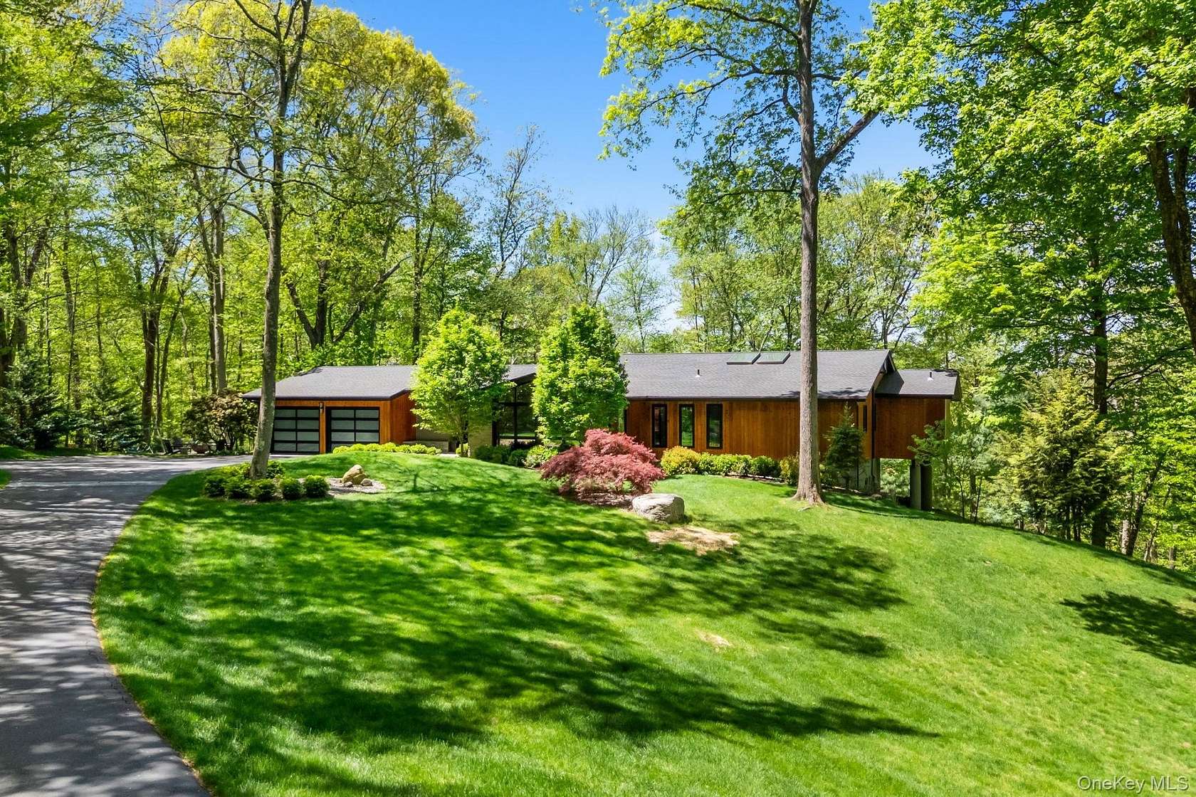 2.2 Acres of Land with Home for Sale in Waccabuc, New York