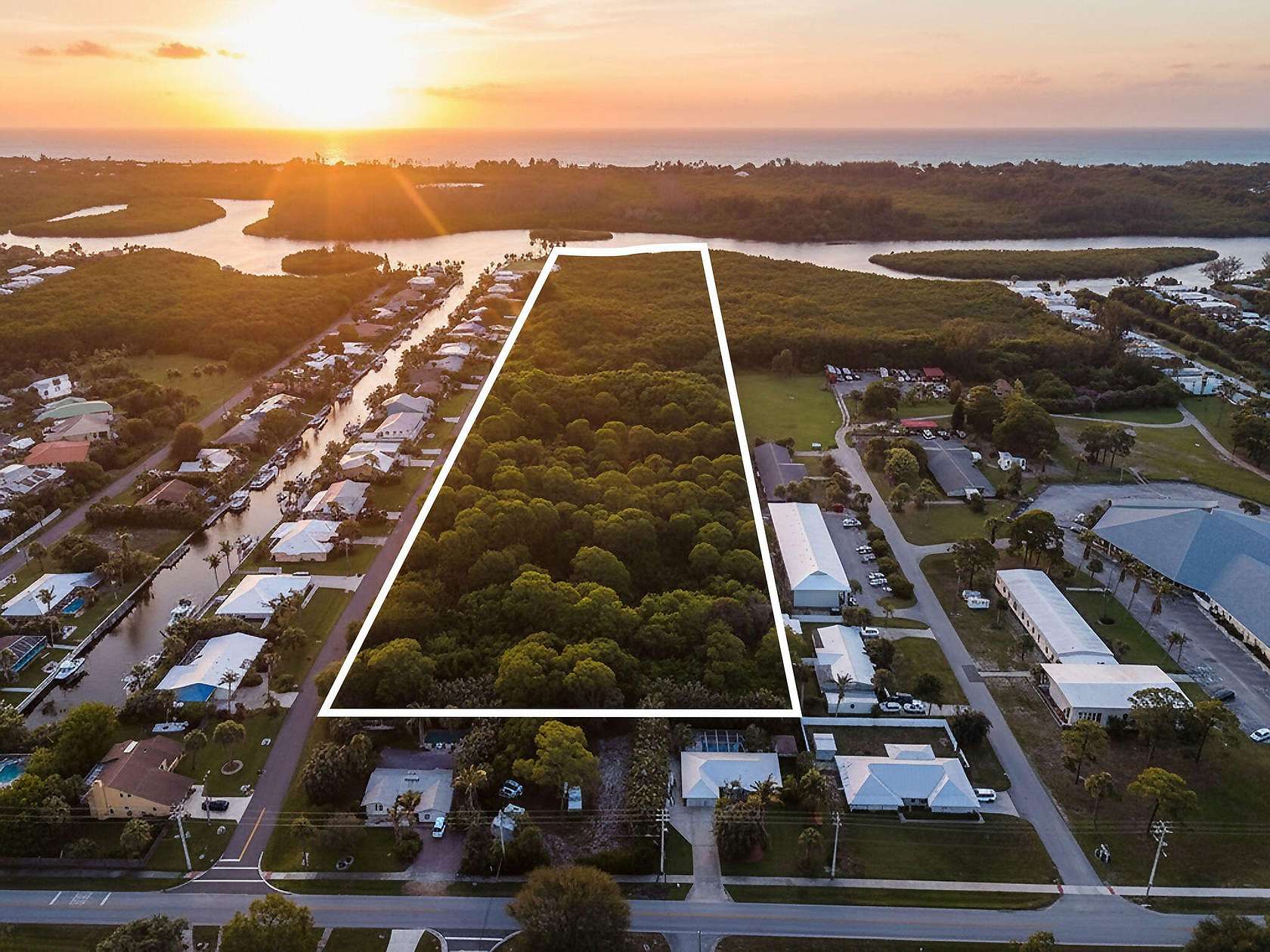 12.6 Acres of Land for Sale in Hobe Sound, Florida