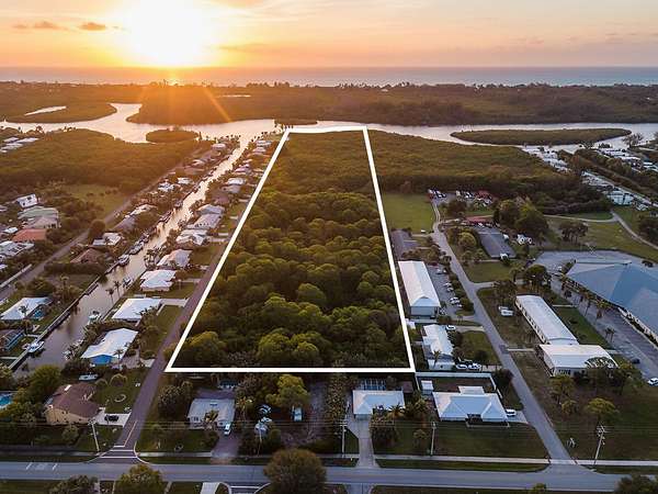 12.6 Acres of Land for Sale in Hobe Sound, Florida