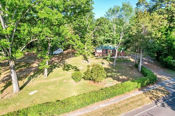 17 Acres of Land with Home for Sale in New Ellenton, South Carolina