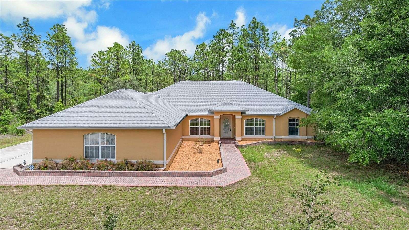 1.8 Acres of Land with Home for Sale in Dunnellon, Florida
