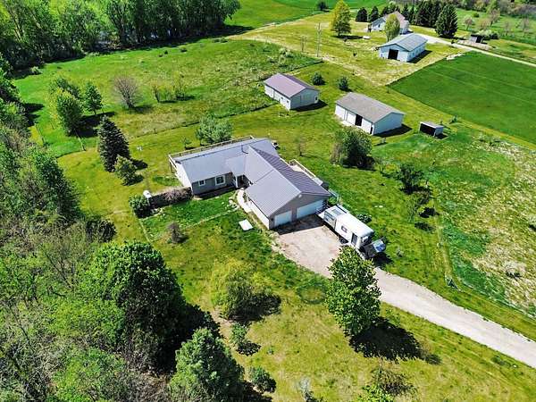 10.1 Acres of Land with Home for Sale in Manchester, Michigan