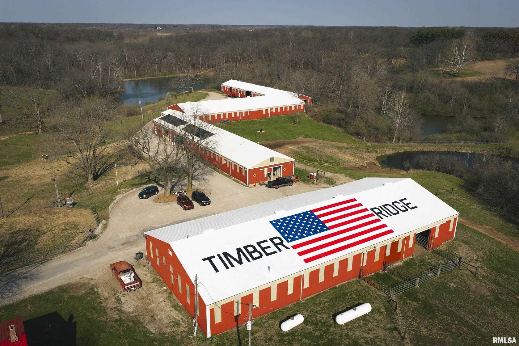 683 Acres of Land with Home for Sale in Cantrall, Illinois