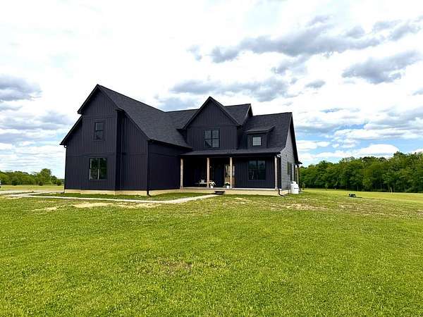 6.37 Acres of Land with Home for Sale in Chillicothe, Ohio