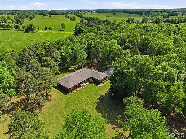 6 Acres of Land with Home for Sale in Raymondville, Missouri