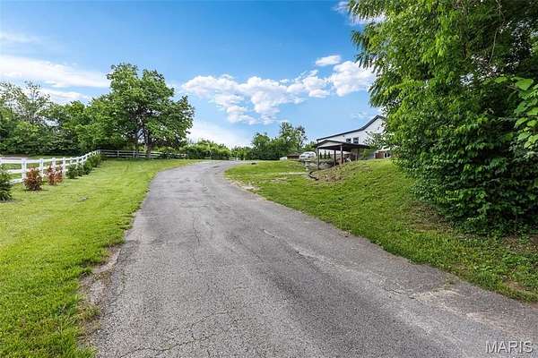 2.5 Acres of Improved Mixed-Use Land for Sale in St. Louis, Missouri