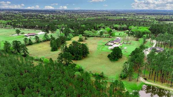12.4 Acres of Land with Home for Sale in Groveton, Texas