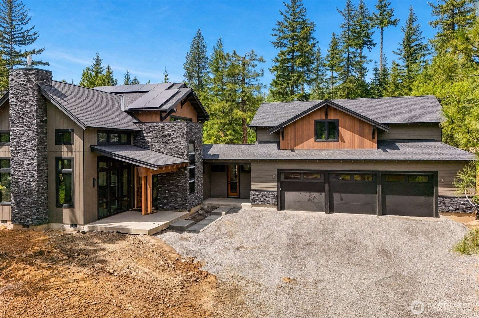 2 Acres of Land with Home for Sale in Cle Elum, Washington