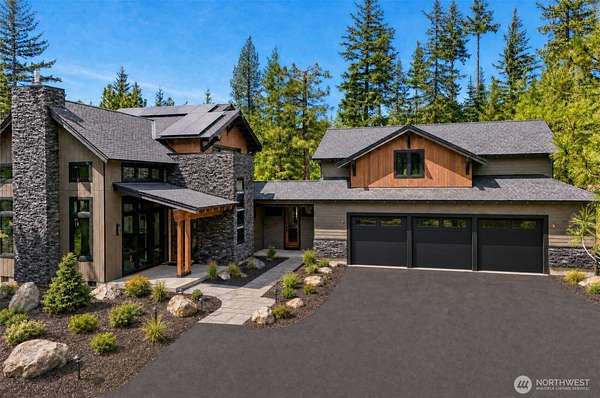 2 Acres of Land with Home for Sale in Cle Elum, Washington