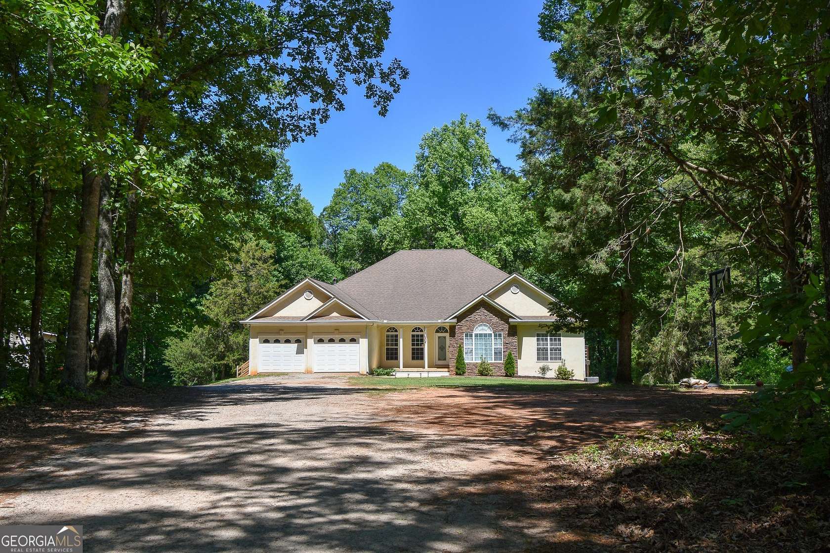5 Acres of Land with Home for Sale in Concord, Georgia
