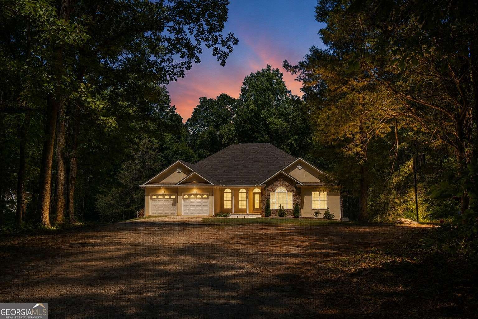 5 Acres of Land with Home for Sale in Concord, Georgia