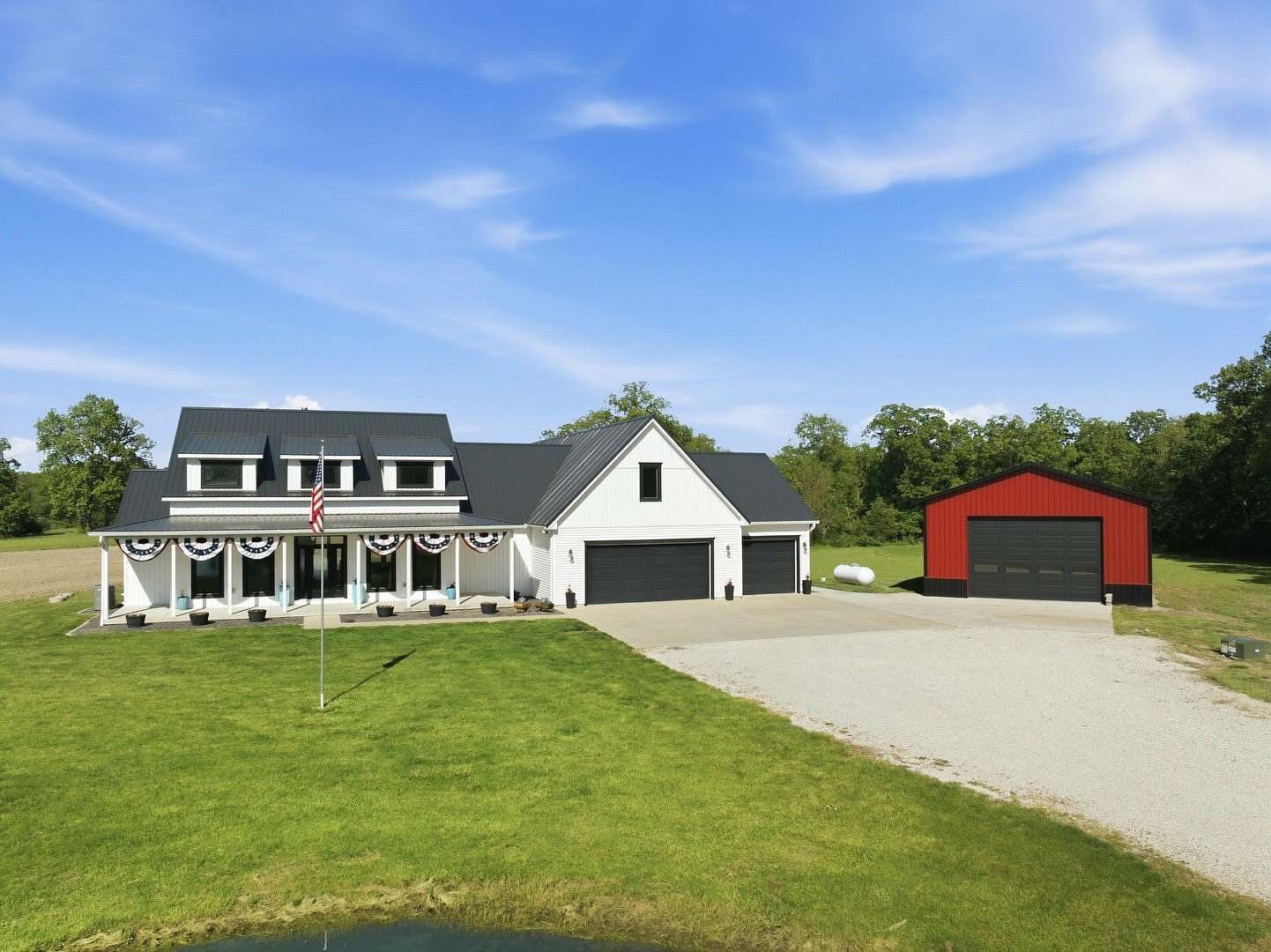 10 Acres of Recreational Land with Home for Sale in Clinton, Illinois