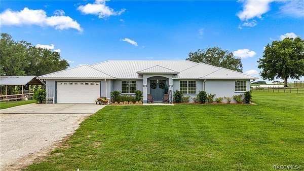 10 Acres of Land with Home for Sale in Dunnellon, Florida