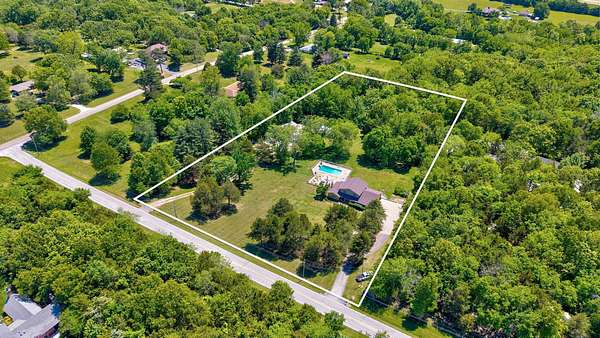 5 Acres of Land with Home for Sale in Springfield, Missouri