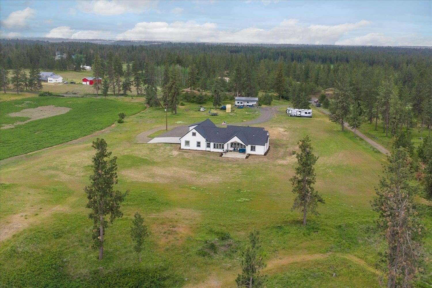 10 Acres of Land with Home for Sale in Nine Mile Falls, Washington