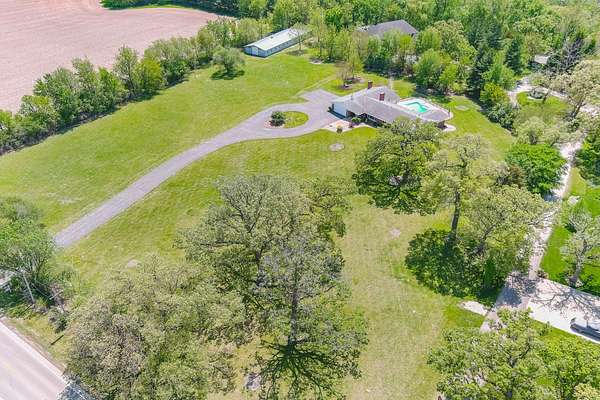 5.1 Acres of Land with Home for Sale in Plano, Illinois