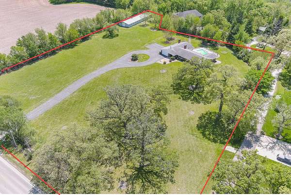 5.1 Acres of Land with Home for Sale in Plano, Illinois