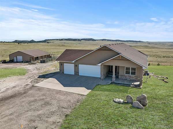40 Acres of Land with Home for Sale in Peyton, Colorado
