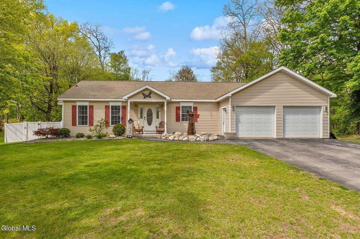 2.9 Acres of Land with Home for Sale in Rotterdam, New York