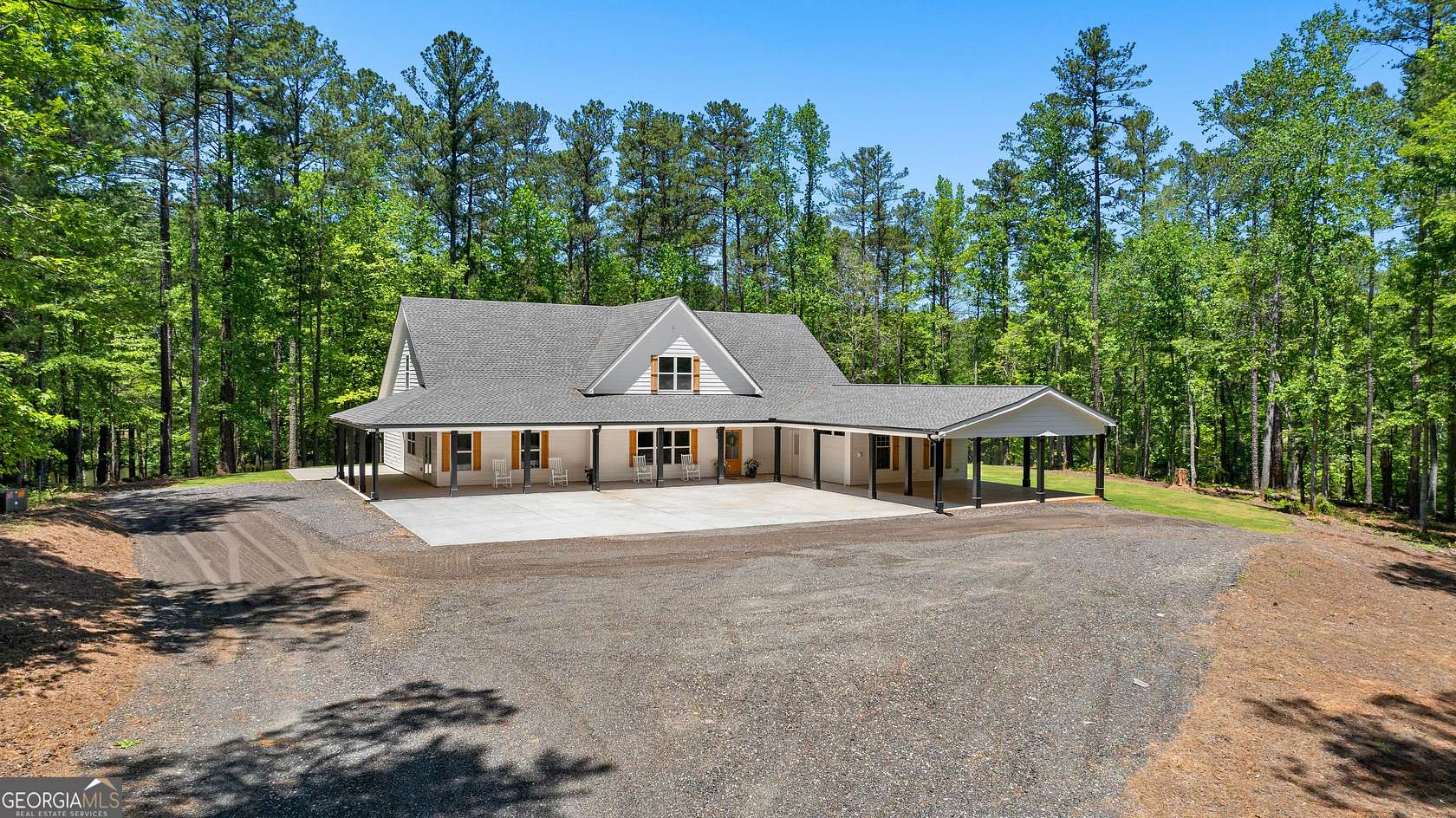 10.6 Acres of Land with Home for Sale in Newnan, Georgia