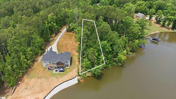 1 Acre of Residential Land for Sale in Cross Hill, South Carolina