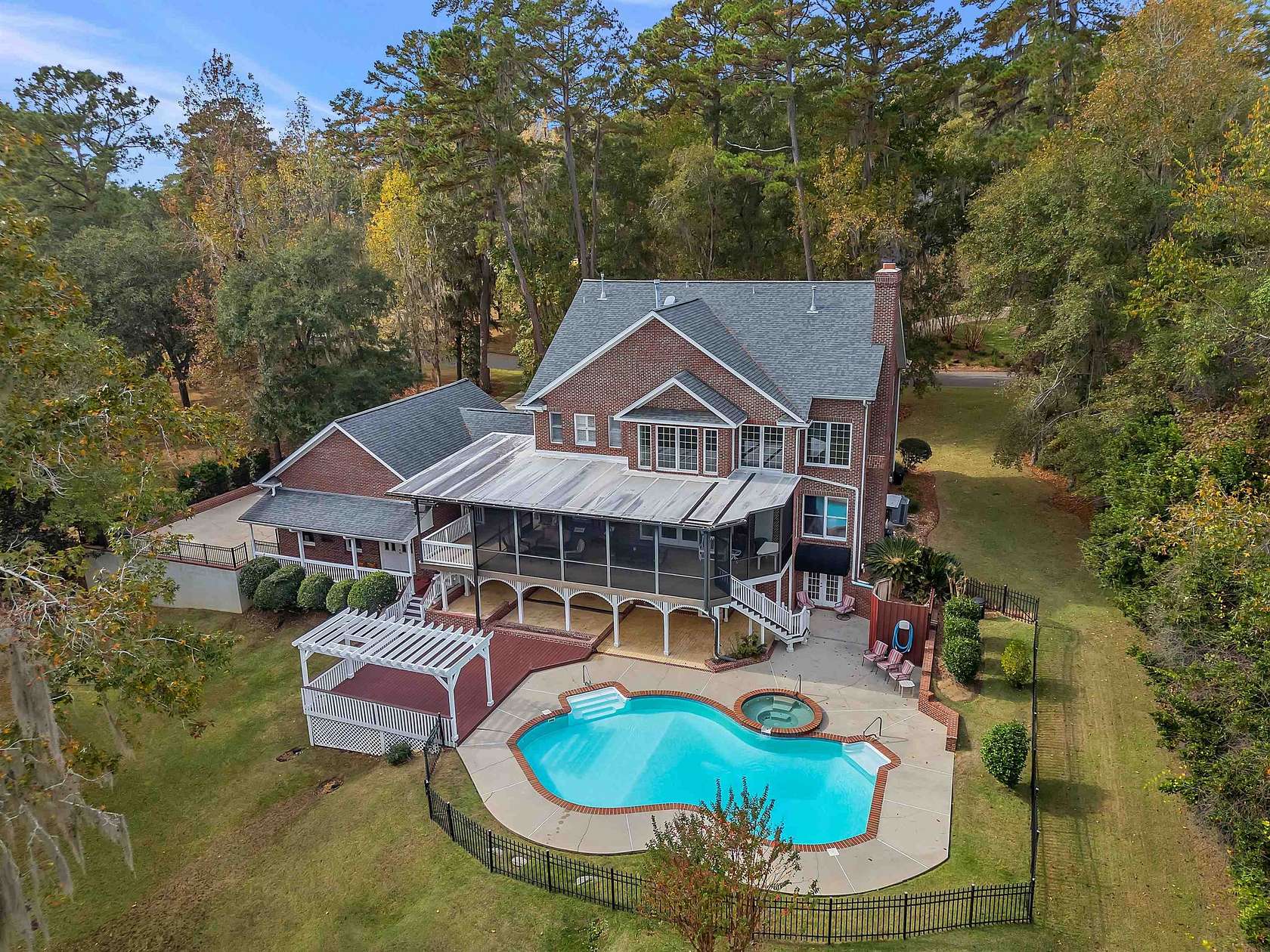 1.73 Acres of Land with Home for Sale in Tallahassee, Florida