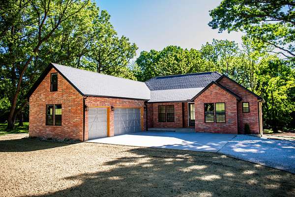 3 Acres of Land with Home for Sale in Sparta, Missouri