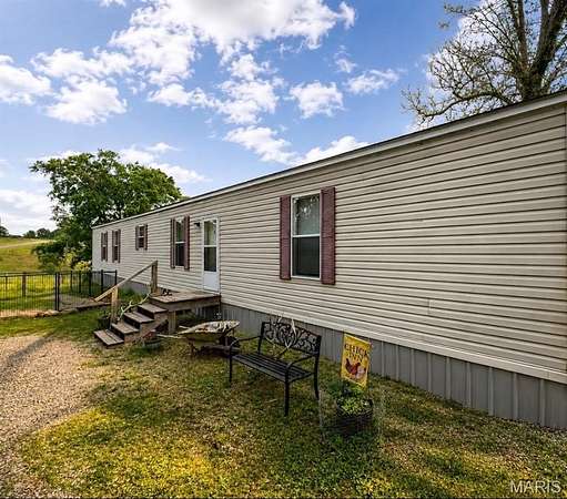 8 Acres of Land with Home for Sale in Doniphan, Missouri