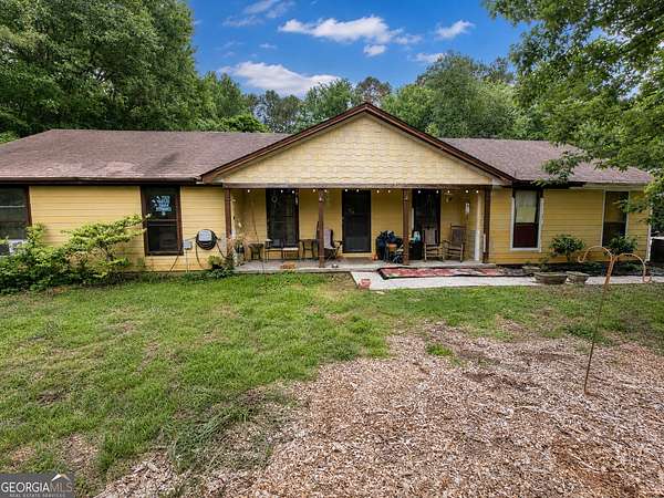 1.5 Acres of Land with Home for Sale in Fayetteville, Georgia