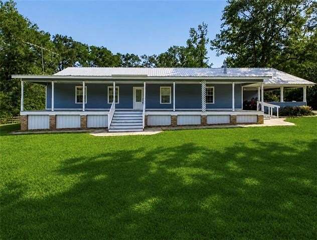 8.7 Acres of Land with Home for Sale in Kentwood, Louisiana