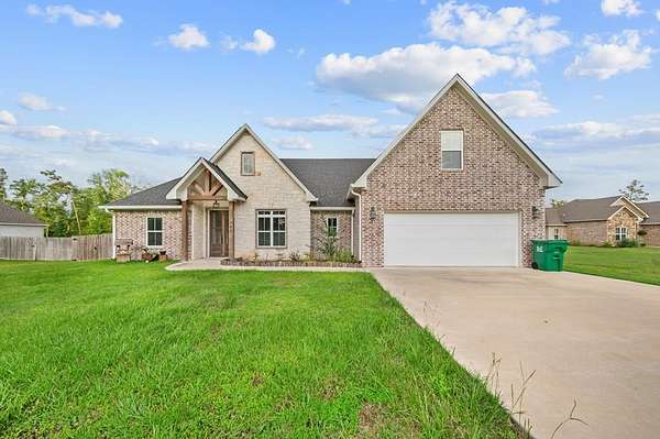 1.66 Acres of Land with Home for Sale in Diboll, Texas