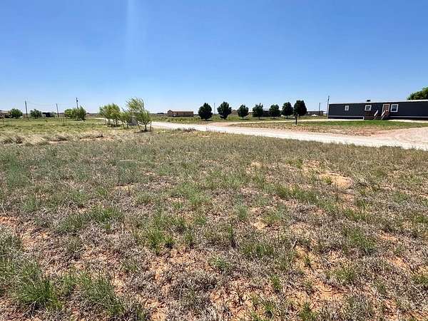 2 Acres of Land for Sale in Seminole, Texas