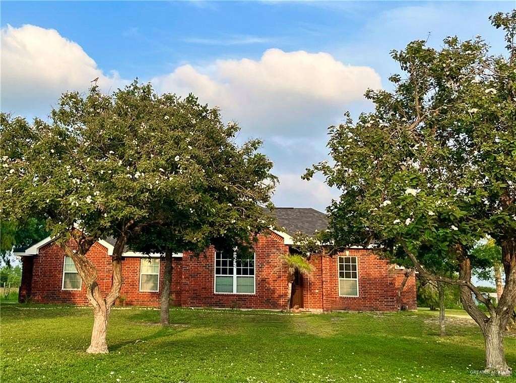 2.18 Acres of Land with Home for Sale in Edinburg, Texas