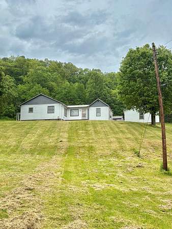 26.8 Acres of Recreational Land with Home for Sale in Reader, West Virginia