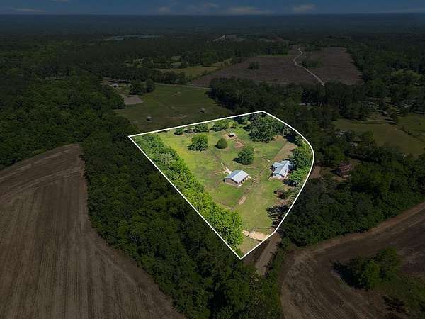 6.67 Acres of Land with Home for Sale in Cairo, Georgia