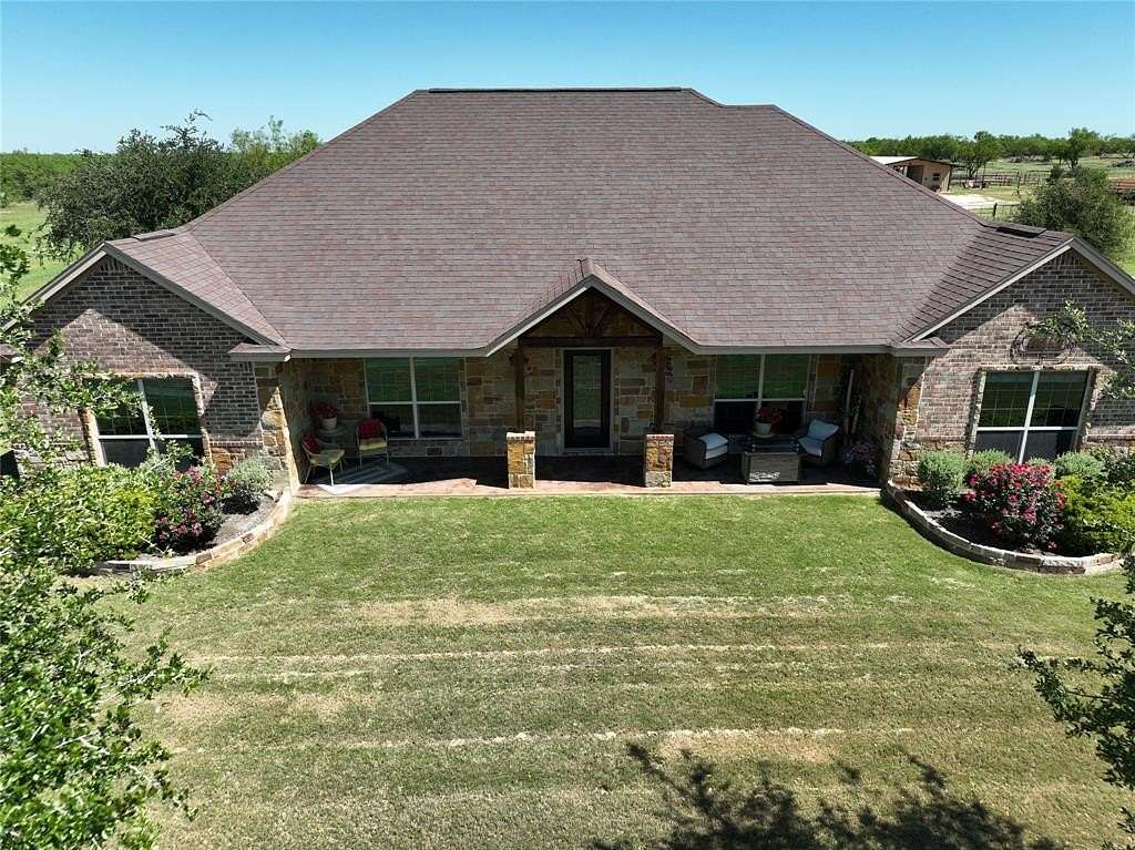 20 Acres of Agricultural Land with Home for Sale in Clyde, Texas