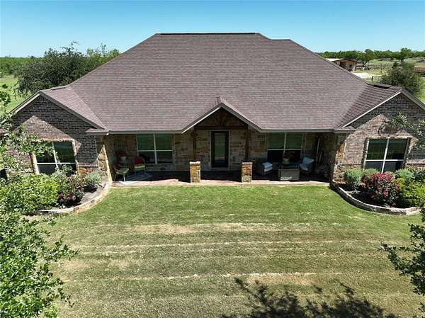 20 Acres of Agricultural Land with Home for Sale in Clyde, Texas