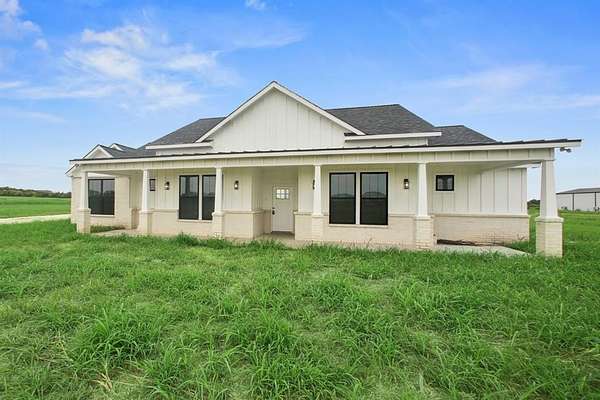 9.3 Acres of Land with Home for Sale in Cleburne, Texas